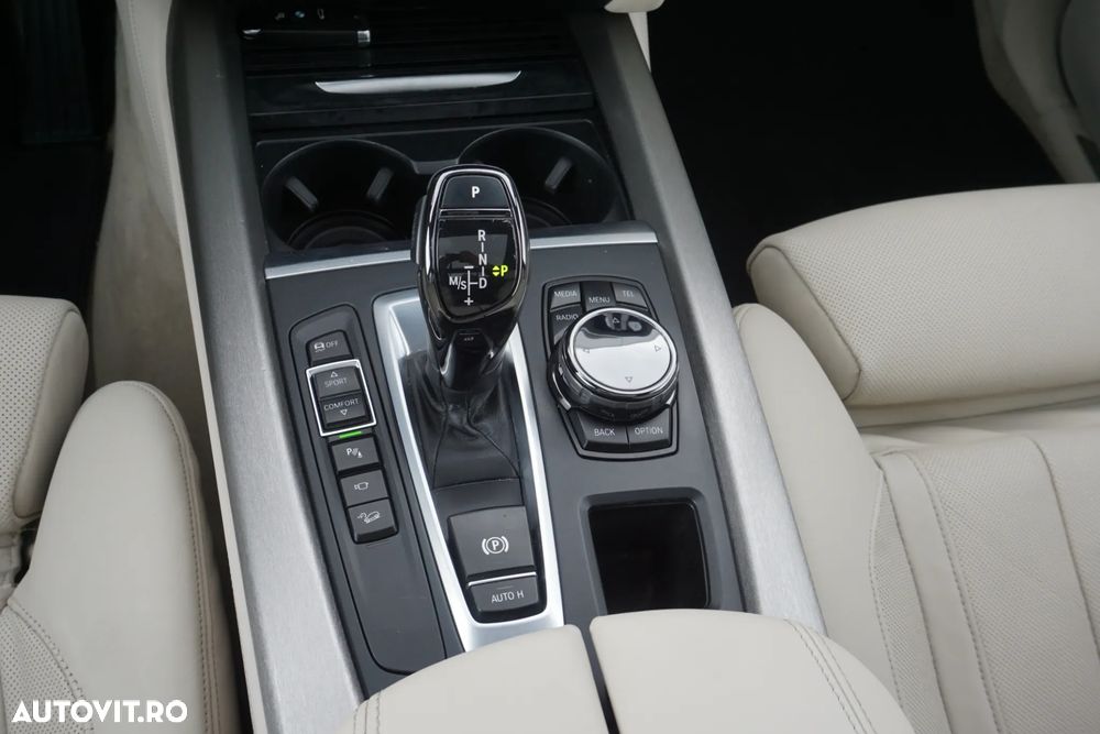 BMW X5 xDrive40d Sport-Aut. - 38