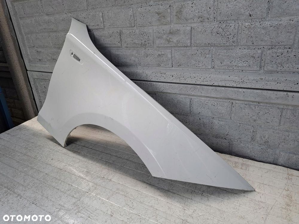 Błotnik Prawy Przedni Bmw 1 E81 E82 E87 E88 04-11 Oryginał - 2