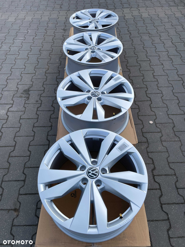 Okazja oryginalne felgi VW ID4 Passat ARTEON 5x112 8x19 ET45 57.1 NOWE
