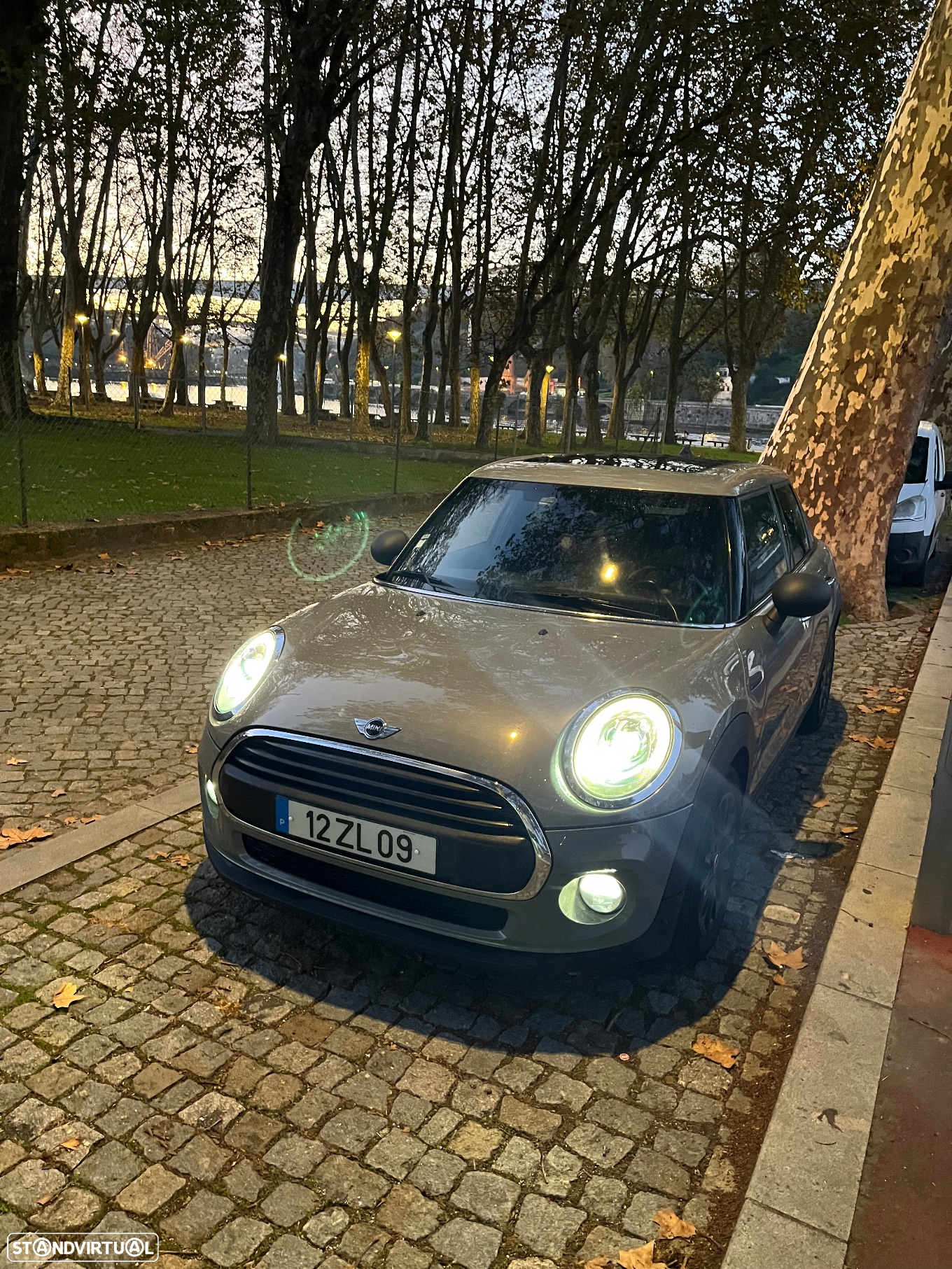 MINI 5 Portas One D - 19