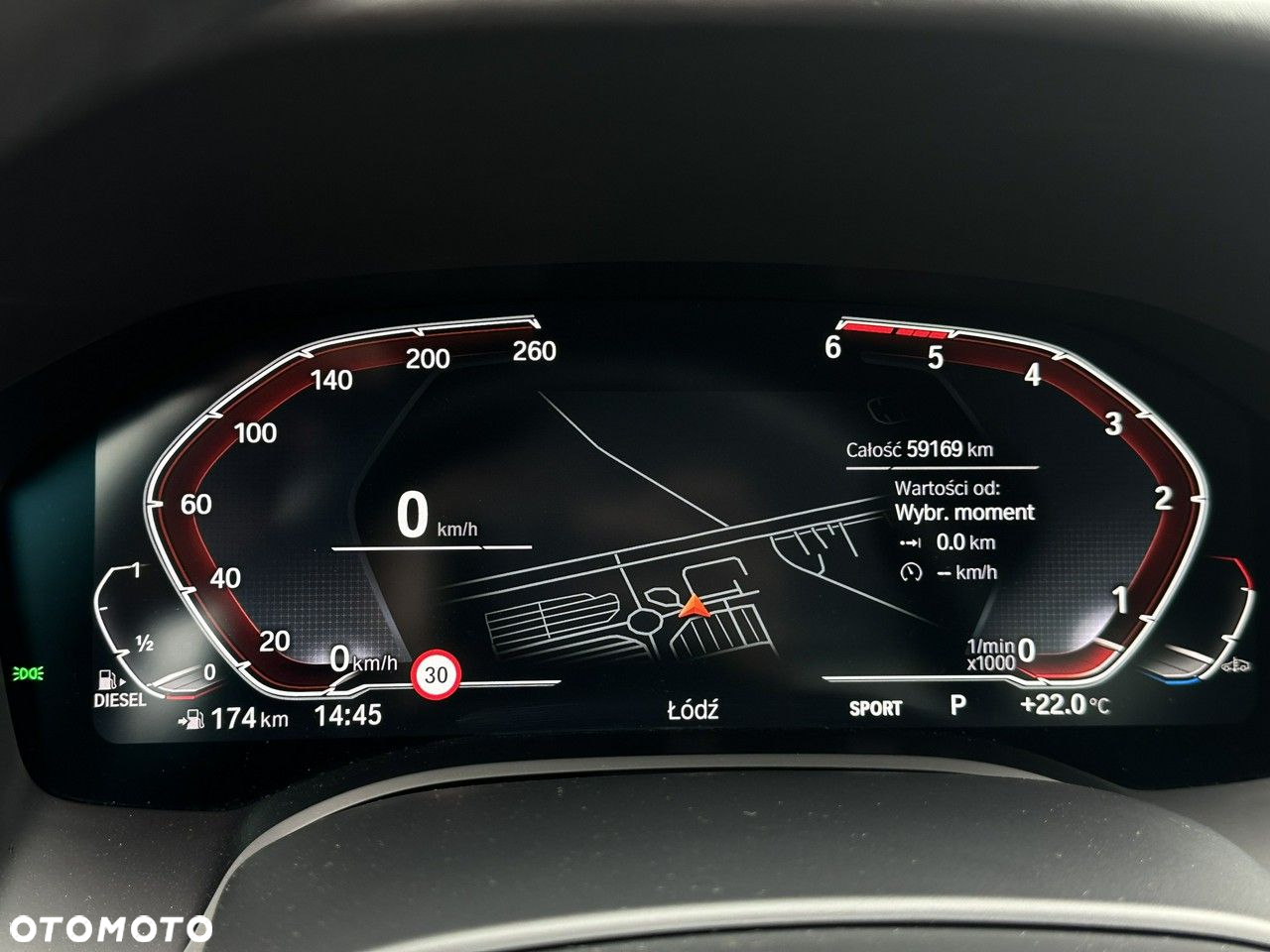 BMW Seria 8 - 12