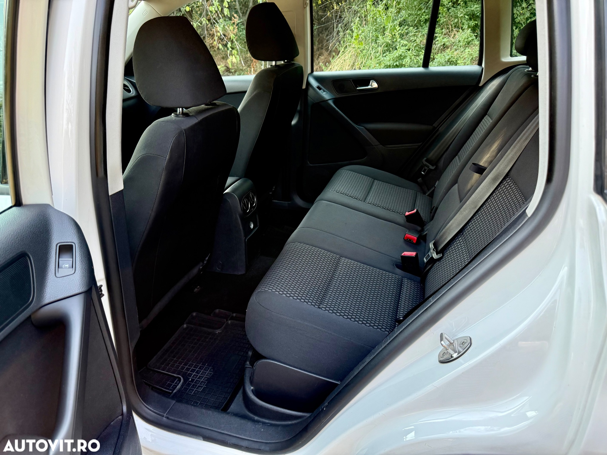 Volkswagen Tiguan 2.0 TDI 4Motion DSG Trend & Fun - 14