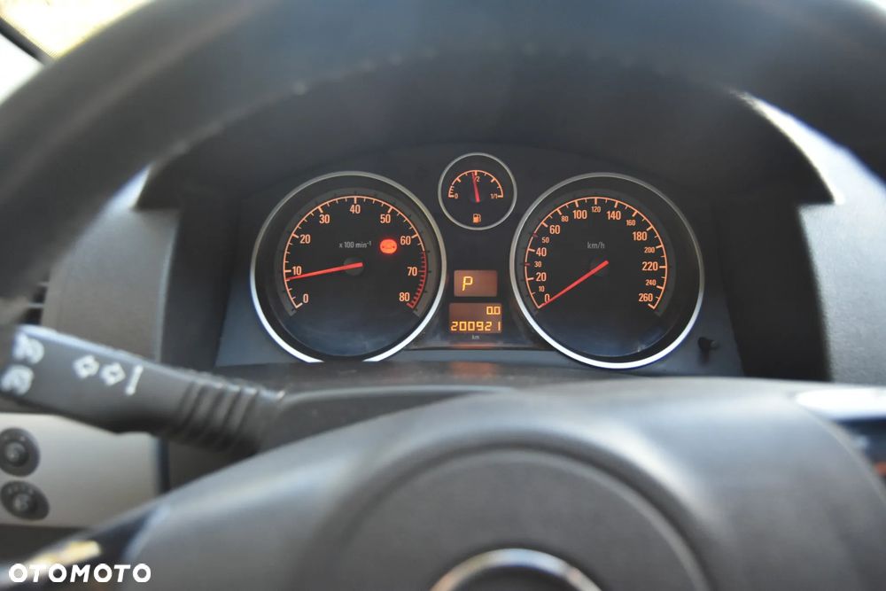 Opel Astra 1.8 Automatik - 12