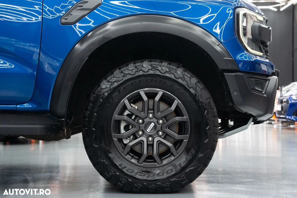 Ford Raptor - 11