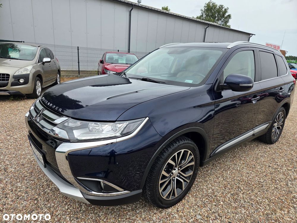 Mitsubishi Outlander 2.0 Instyle Navi 4WD CVT - 13