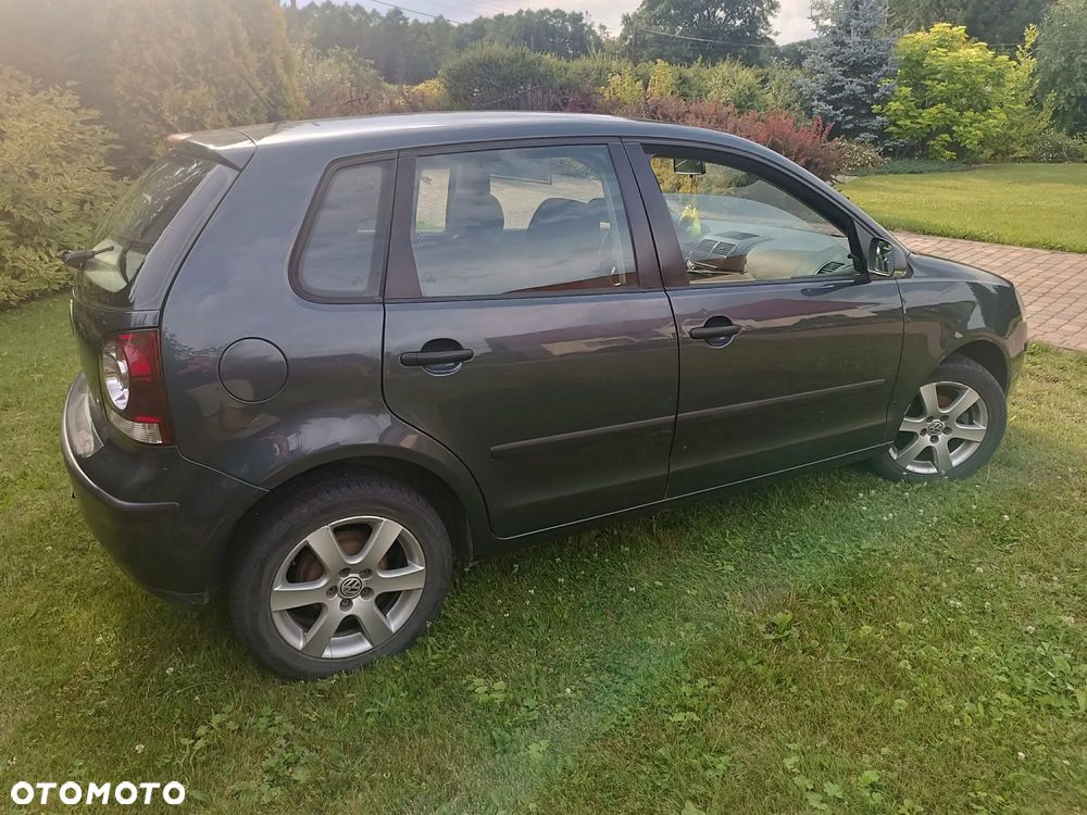 Volkswagen Polo 1.4 TDI Comfortline - 5