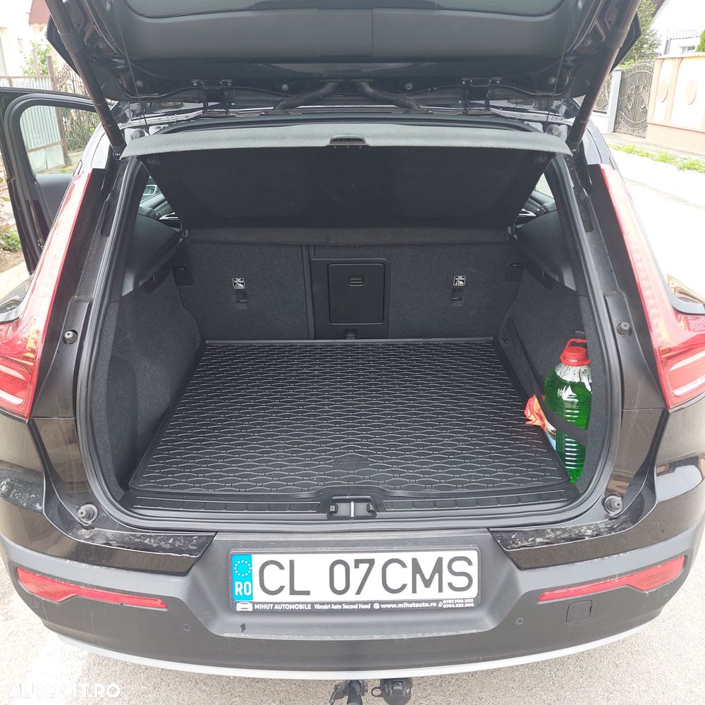Volvo XC 40 D4 AWD Base - 10