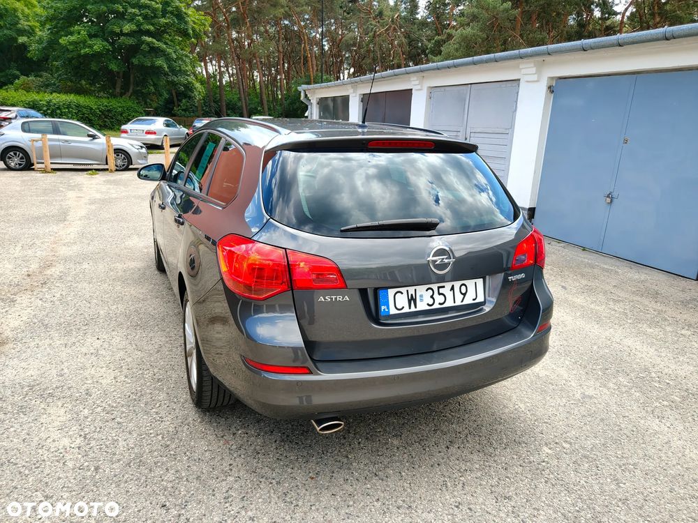 Opel Astra 1.4 Turbo - 8