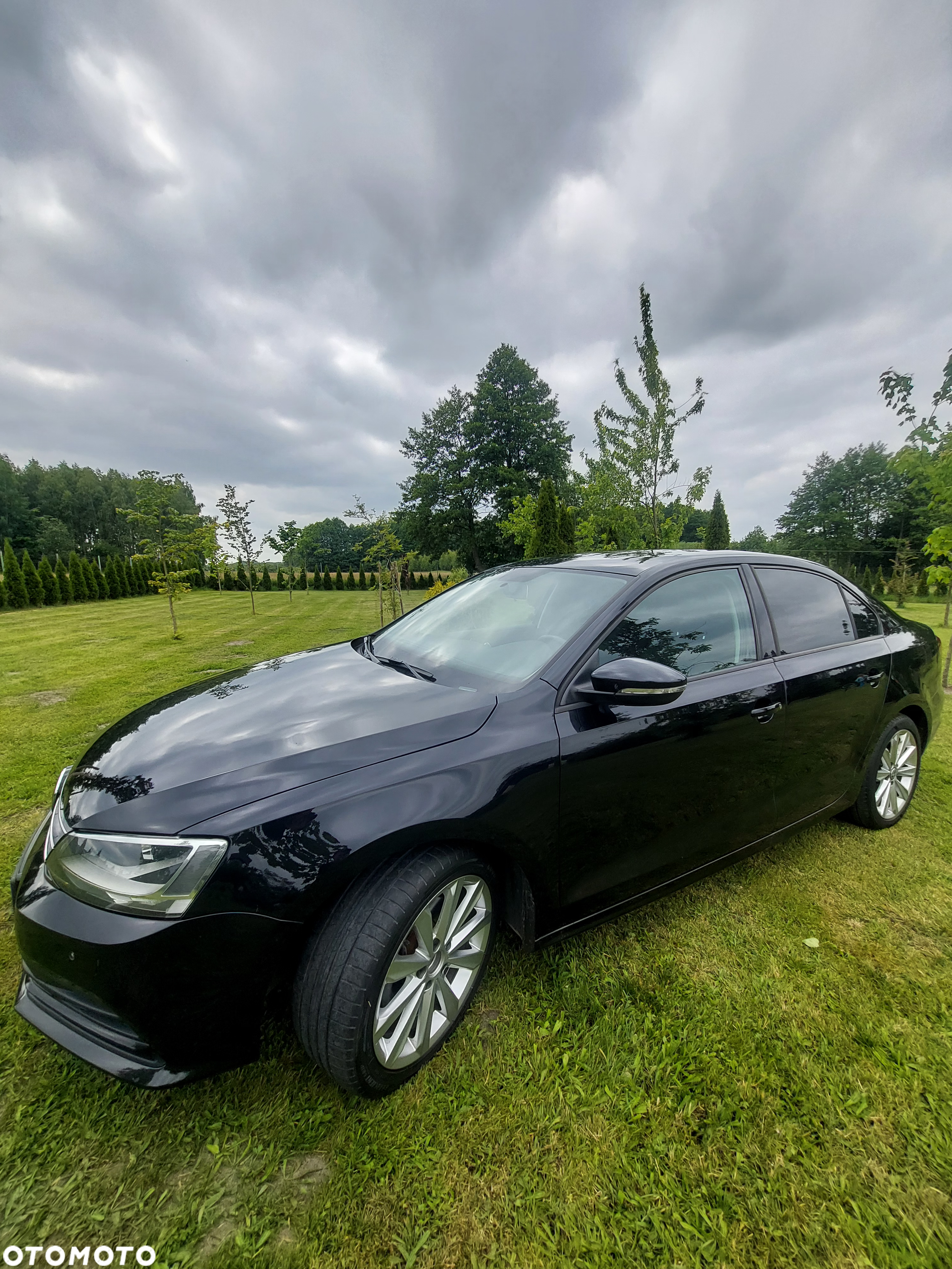 Volkswagen Jetta - 2