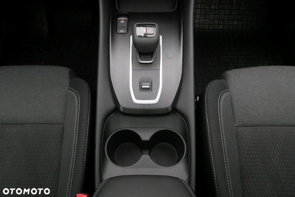 Nissan Qashqai - 11
