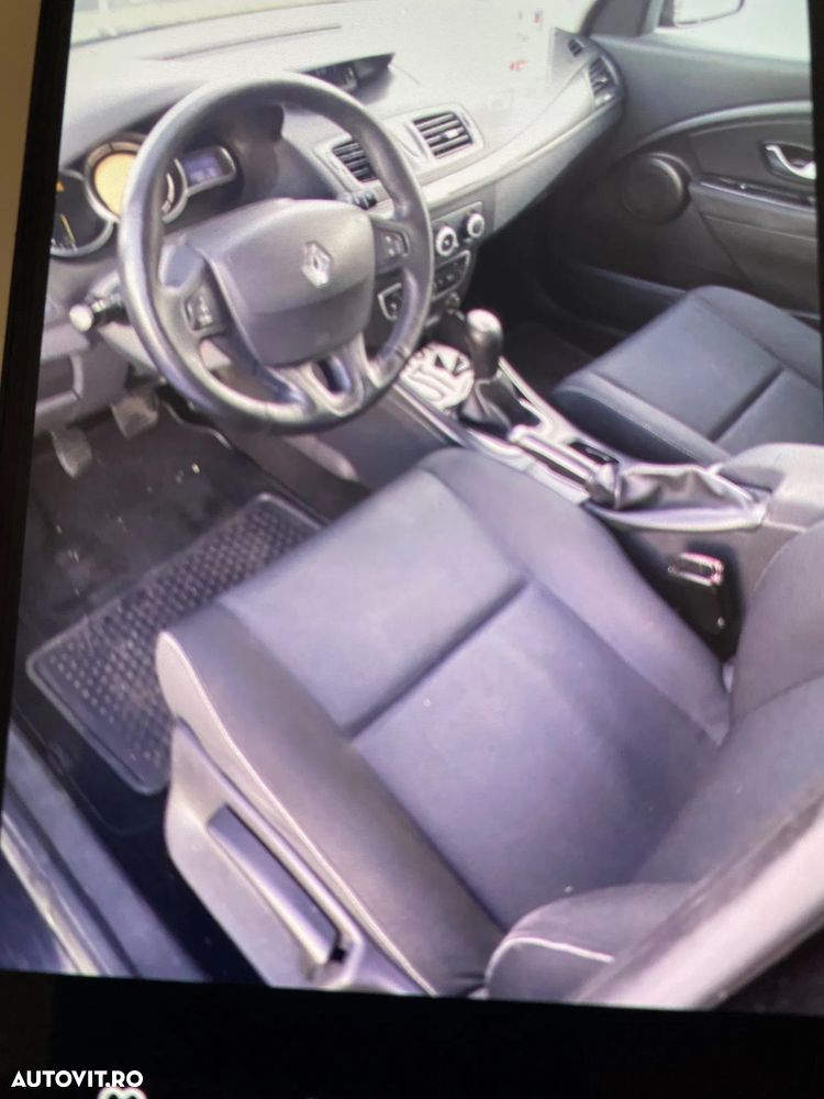 Renault Megane - 10