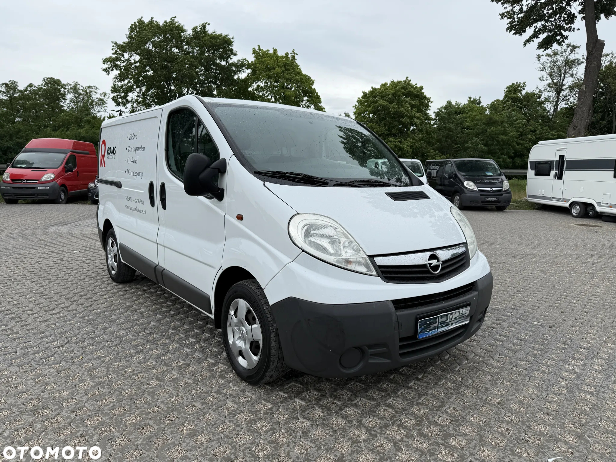 Opel Vivaro 2.0 dCi Klimatyzacja Nawigacja Elektryczne Szyby  Opłacony - 3