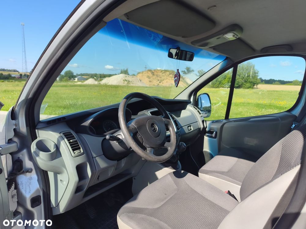 Opel Vivaro - 2