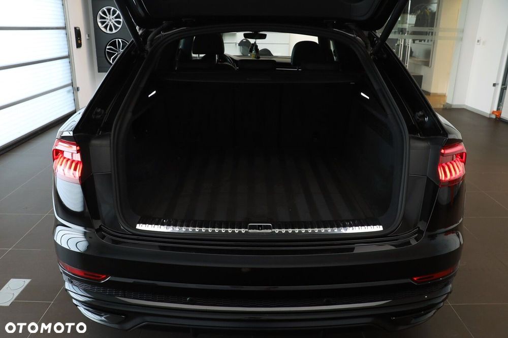 Audi Q8 - 6