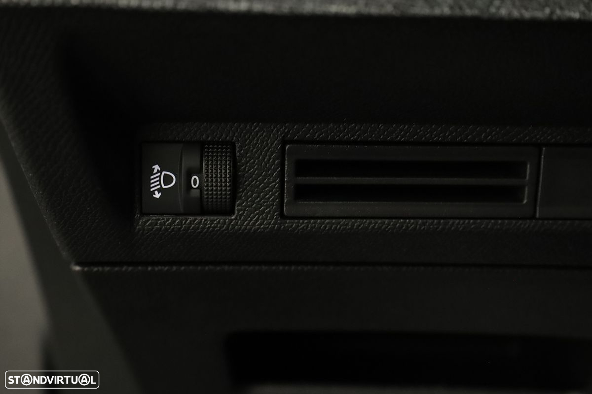 Peugeot 5008 1.2 Hybrid Allure e-DCS6 - 16