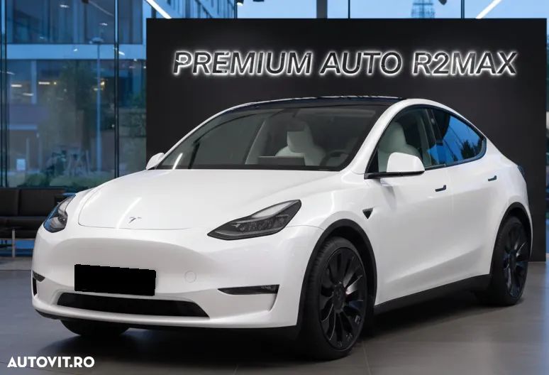 Tesla Model Y - 1