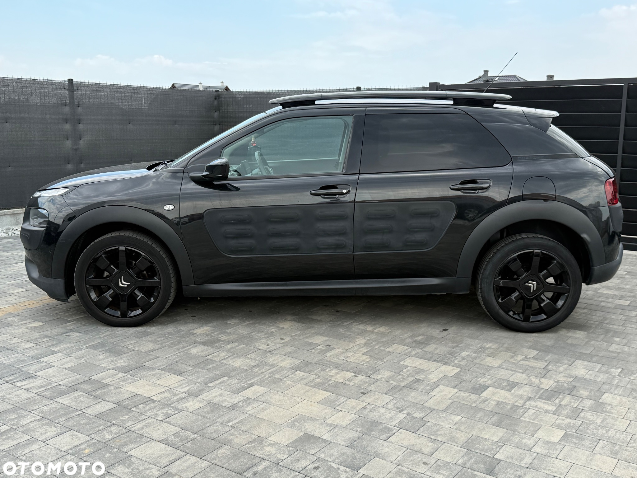 Citroën C4 Cactus 1.6 Blue HDi Shine Edition - 2