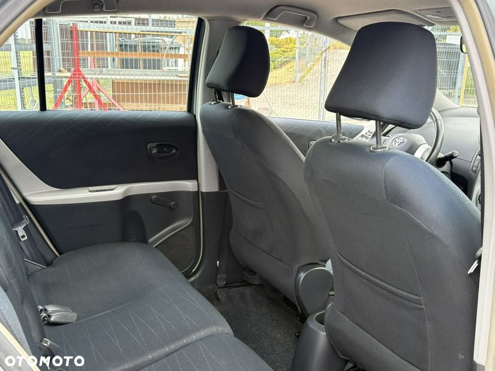 Toyota Yaris 1.0 VVT-i Comfort - 12