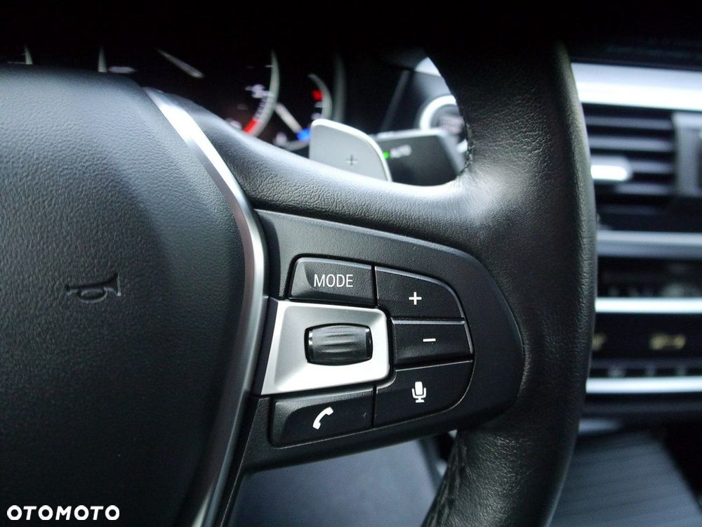 BMW X4 xDrive20d xLine - 34