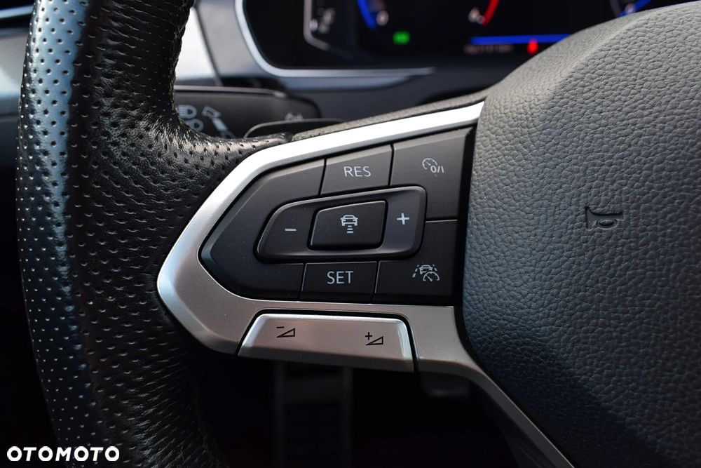 Volkswagen Passat Alltrack - 4