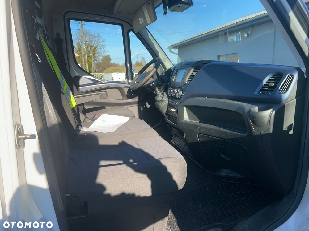 Iveco Daily - 12