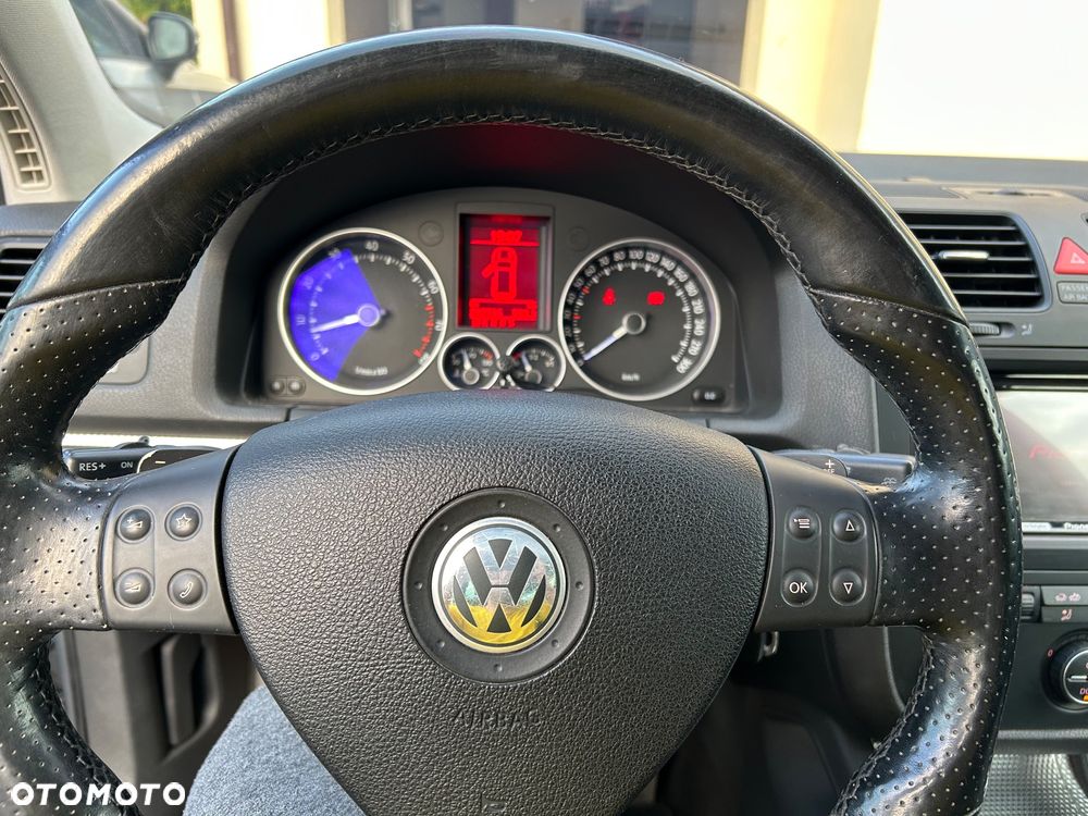 Volkswagen Golf R32 4Motion DSG - 11