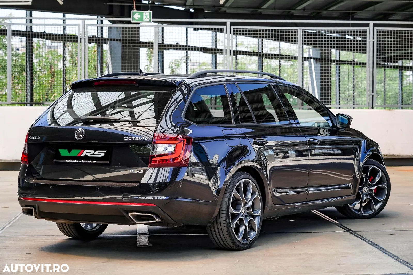 Skoda Octavia 2.0 TDI DSG RS - 4