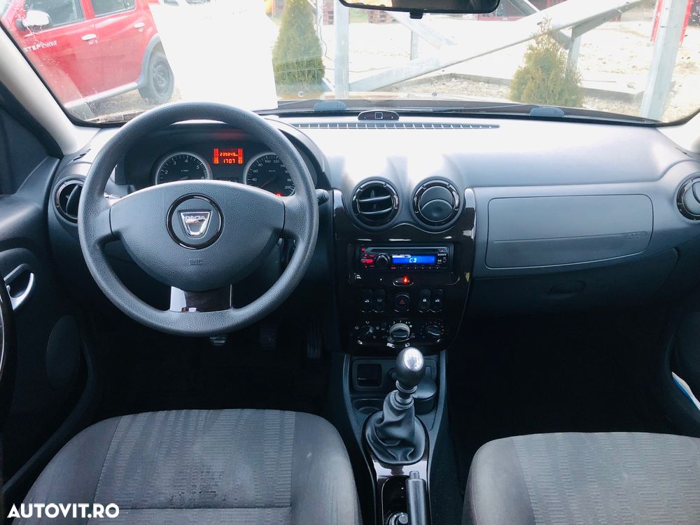 Dacia Duster 1.5 dCi 4x2 Laureate - 11