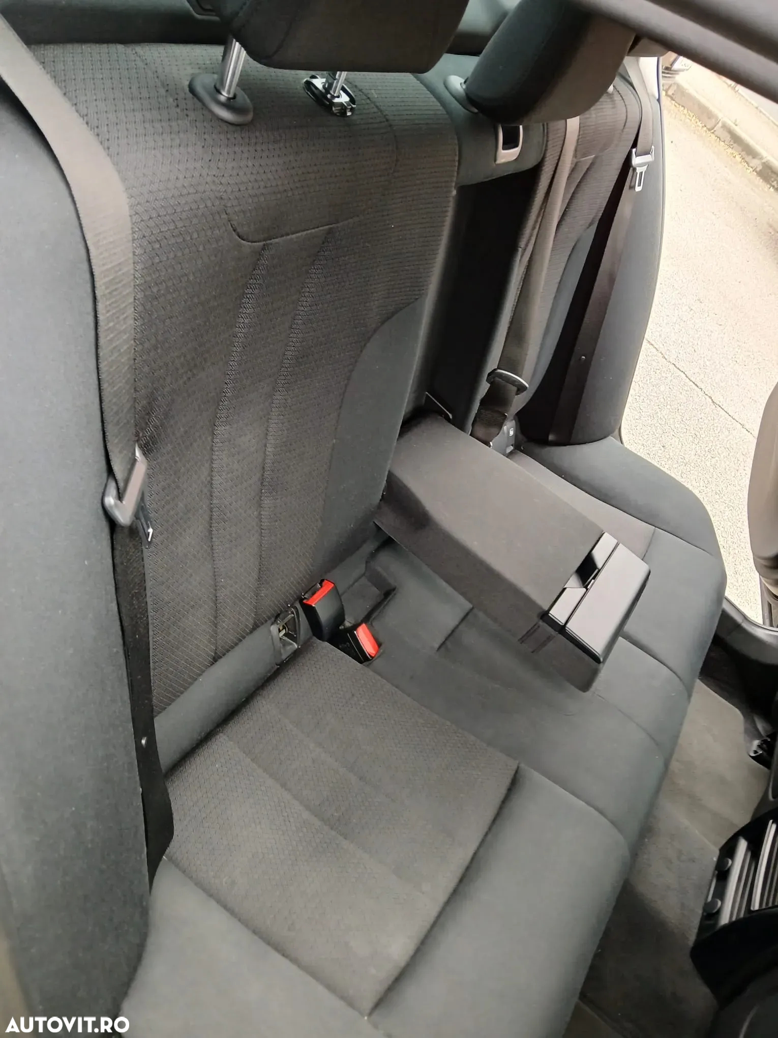 BMW Seria 5 520d AT - 7