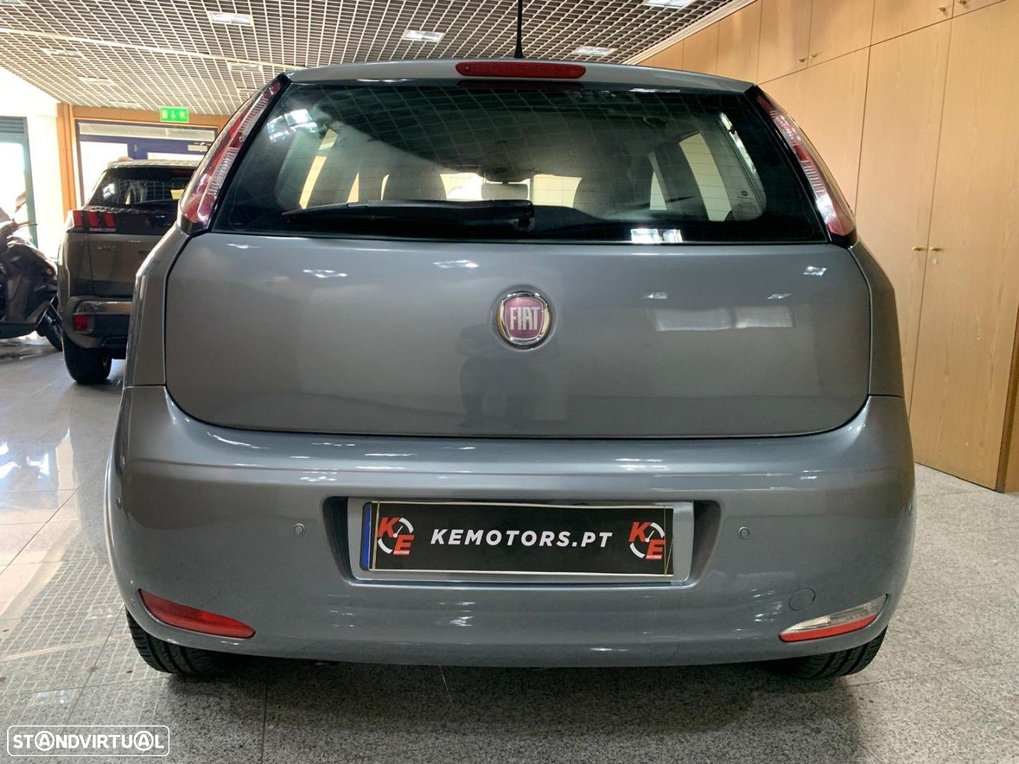 Fiat Punto 1.3 M-Jet Lounge S&S - 12
