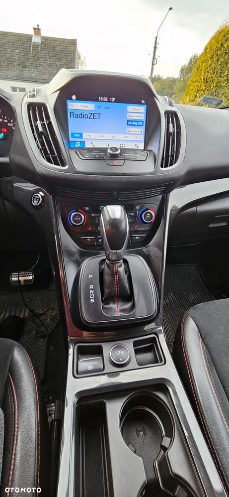 Ford Kuga 2.0 TDCi AWD ST-Line - 4