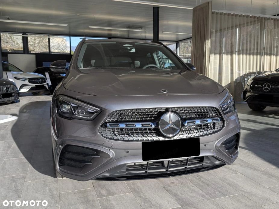 Mercedes-Benz GLA 200 AMG Line - 5