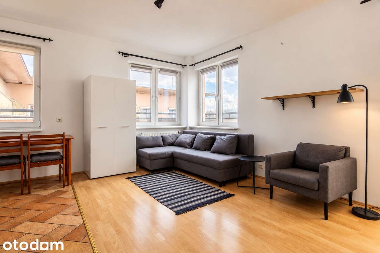 Kawalerka | 30,19 m2 | duży balkon | Ochota