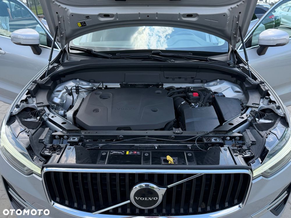 Volvo XC 60 B4 D Geartronic Momentum Pro - 35