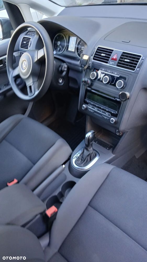 Volkswagen Touran 1.6 TDI DPF Trendline DSG - 28