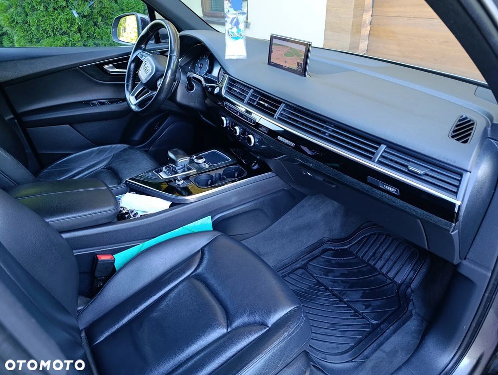 Audi Q7 - 19