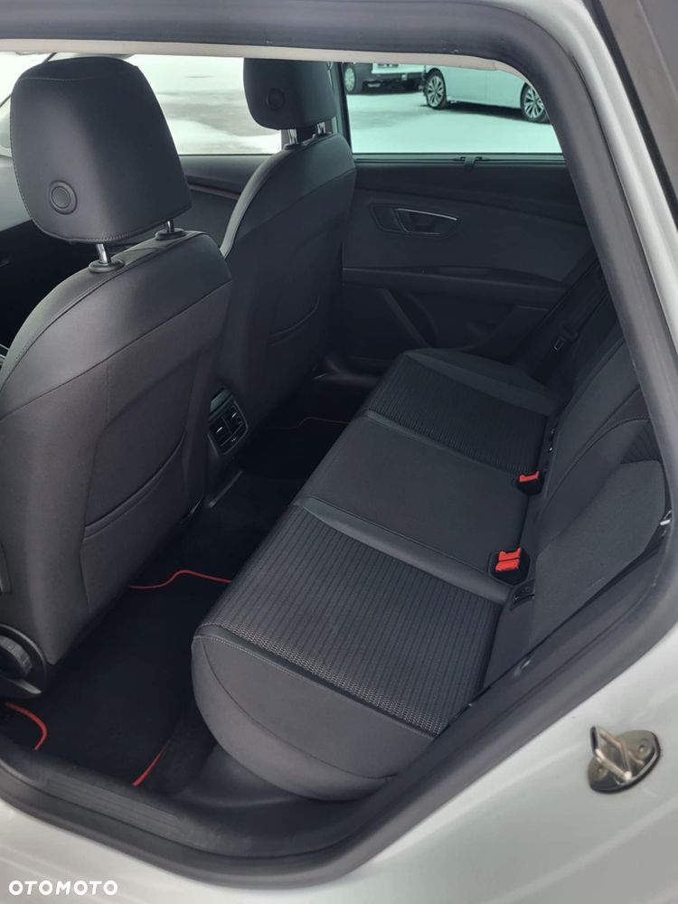 Seat Leon Sportstourer 2.0 TDI Start&Stop DSG XCELLENCE - 10