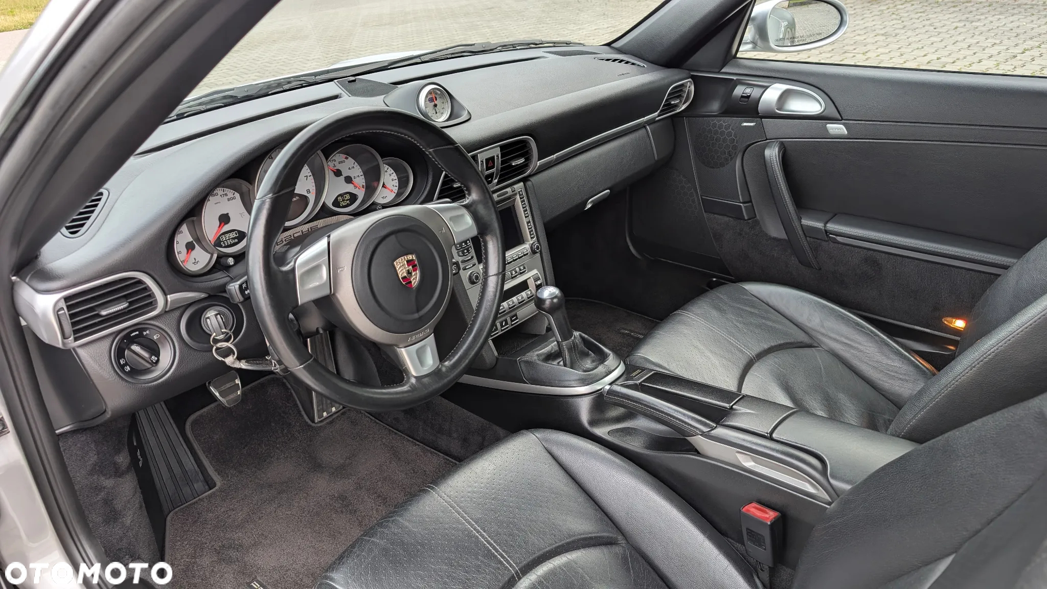 Porsche 911 Carrera S - 25