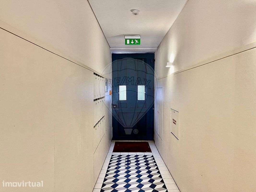 Apartamento T0 para venda - Grande imagem: 2/13
