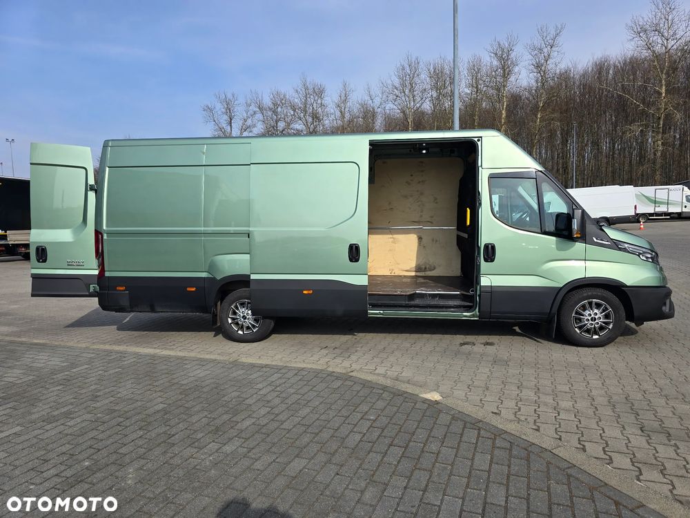 Iveco DAILY 35S18 Furgon L4H2 - 24