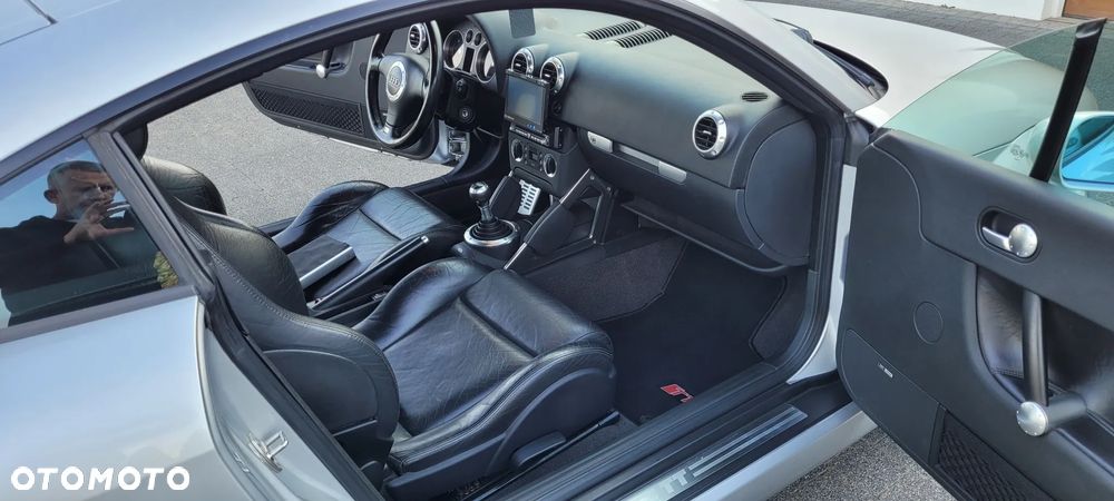 Audi TT Coupé 1.8 T - 6