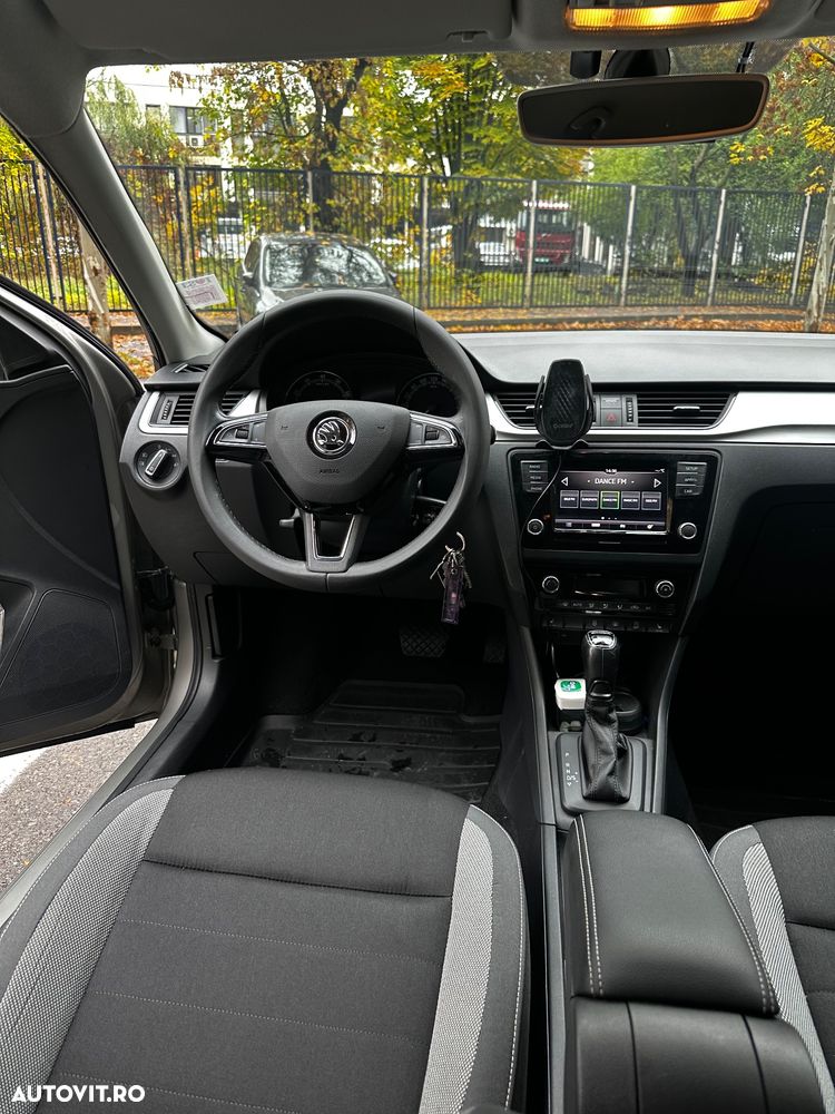 Skoda Rapid - 8