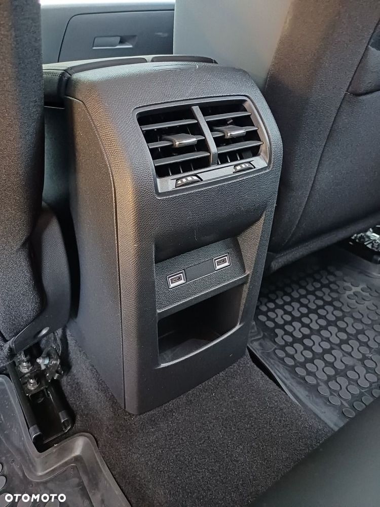 Peugeot 308 - 34