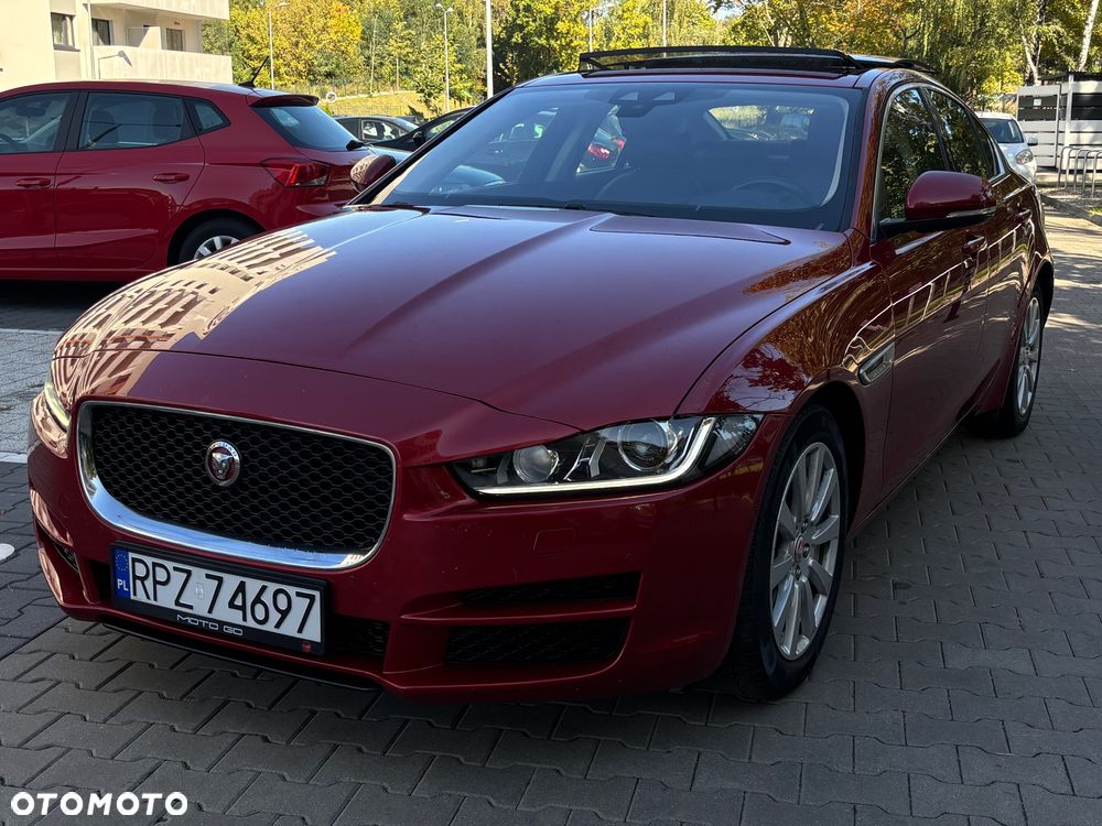 Jaguar XE