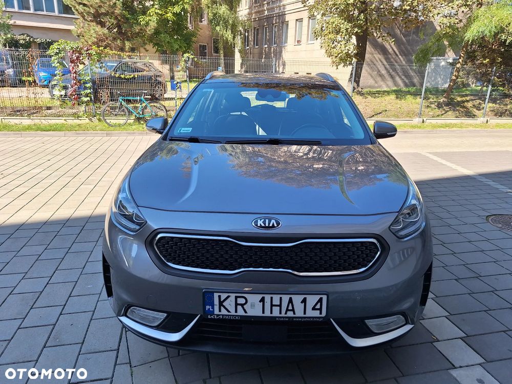 Kia Niro 1.6 GDI Hybrid L - 16