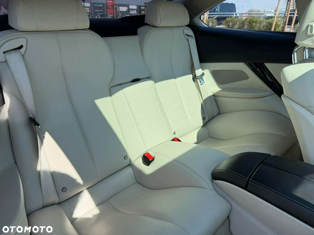 BMW Seria 6 650i xDrive Coupe - 17