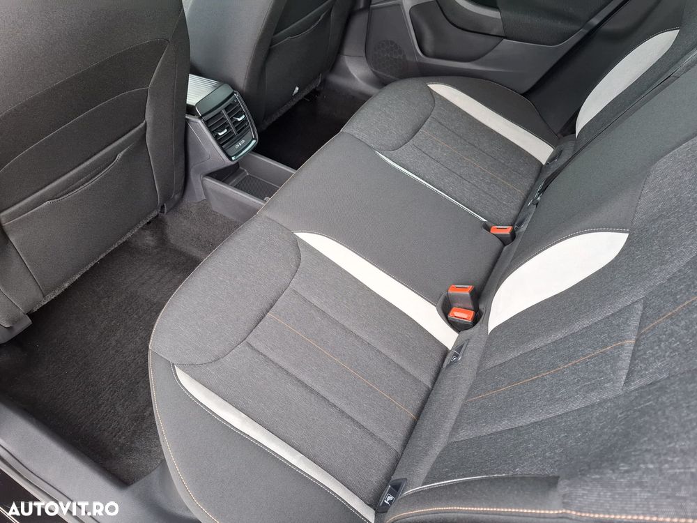 Skoda Kamiq 1.0 TSI DSG Selection - 35