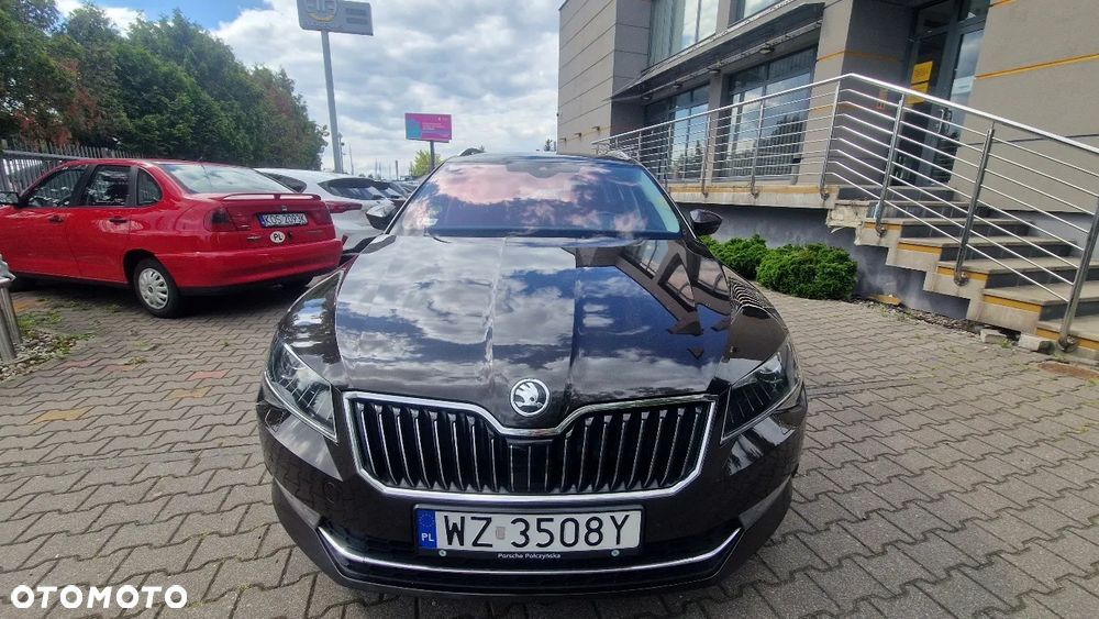 Skoda Superb 2.0 TDI 4x4 Style DSG - 11