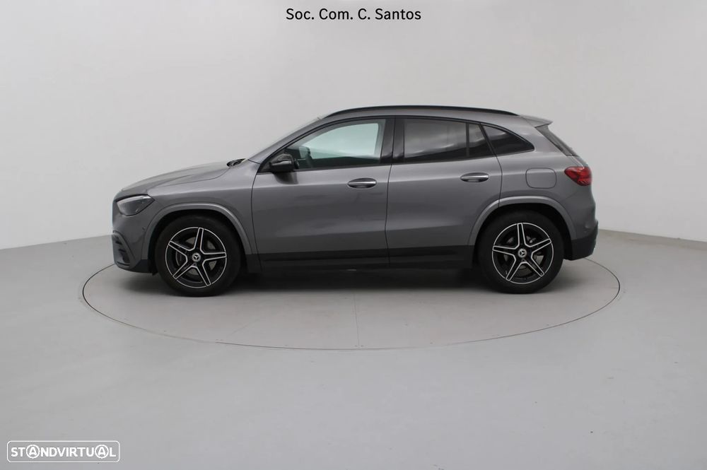 Mercedes-Benz GLA 180 d AMG Line - 4