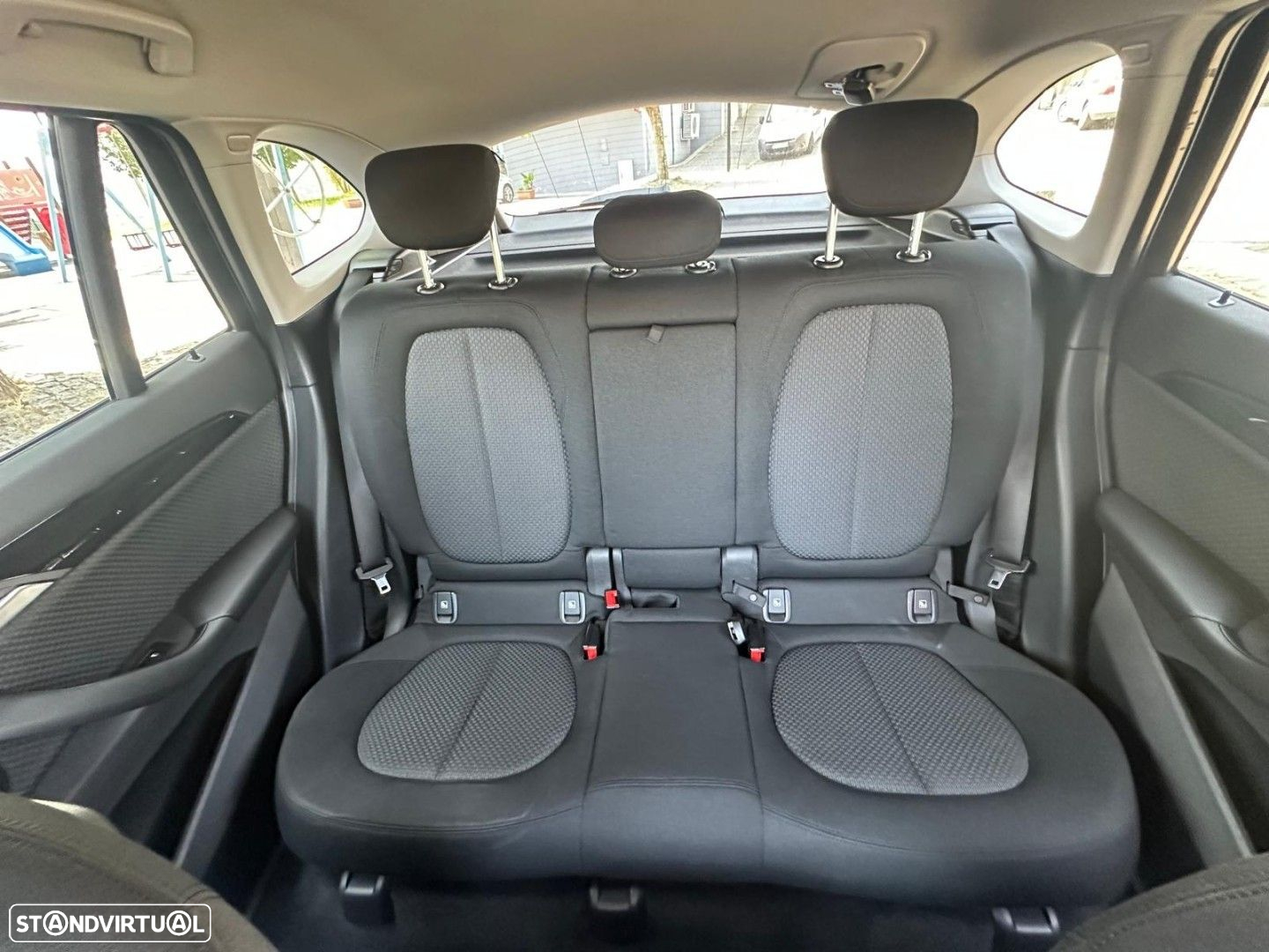 BMW X1 16 d sDrive Advantage - 16
